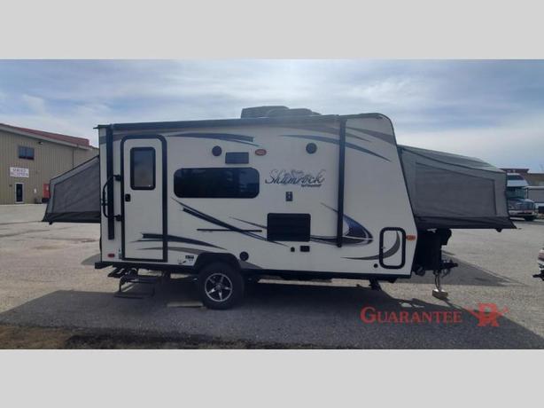 Used 2017 Forest River Flagstaff Shamrock Hybrid 17 image 6