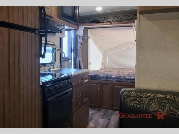 Used 2017 Forest River Flagstaff Shamrock Hybrid 17 image 8