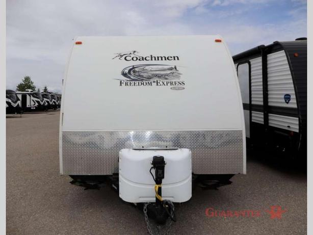 Used 2012 Coachmen RV Freedom Express LTZ 191RB image 2