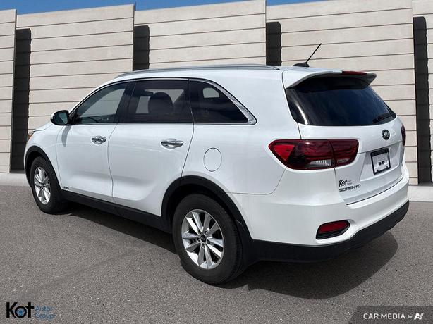 2020 Kia Sorento LX+ V6 BLINDSPOT! BACKUP CAMERA! FORWARD COLLISION! image 4