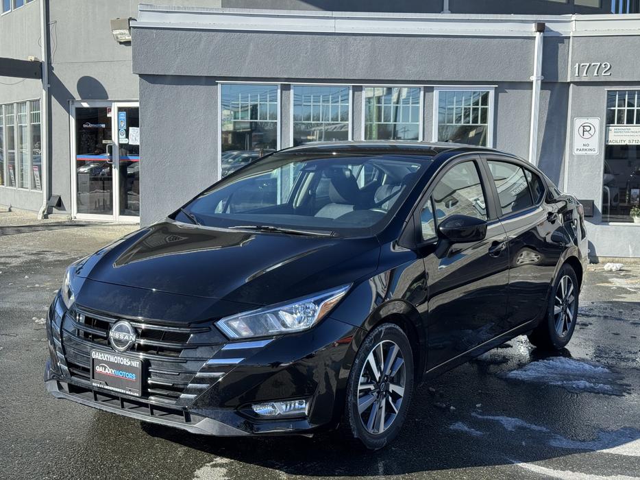 2023 Nissan Versa SV- Apple CarPlay-Android Auto & BlindSpot Warning display photo