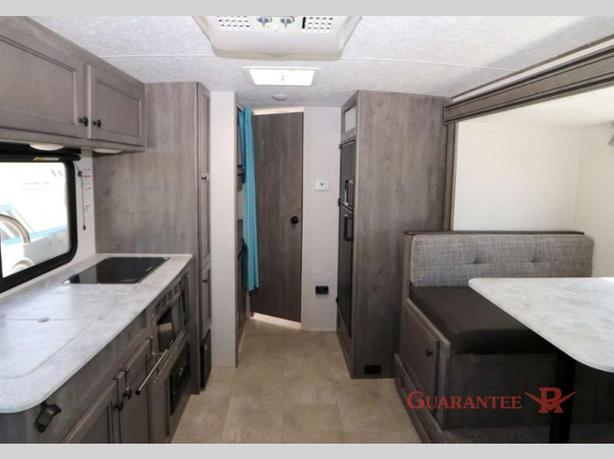Used 2021 Coachmen RV Apex Nano 194BHS image 6