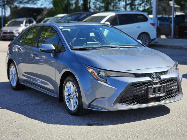 2022 Toyota Corolla LE - Heated Steering Wheel, Sunroof image 3