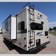 Used 2019 Coachmen RV Freedom Express Ultra Lite 246RKS thumbnail image 4