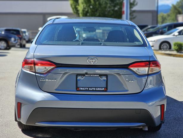 2022 Toyota Corolla LE - Heated Steering Wheel, Sunroof image 6