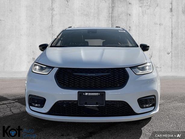 2024 Chrysler Pacifica Hybrid Limited | Premium S Appearance | DEMO | SAVE $7,37 image 2