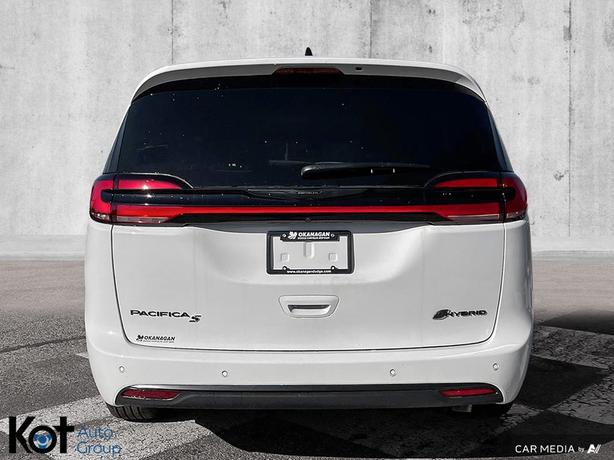 2024 Chrysler Pacifica Hybrid Limited | Premium S Appearance | DEMO | SAVE $7,37 image 6