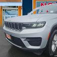 2022 Jeep Grand Cherokee Laredo 4x4 Sport Utility | One Owner | No Reported Acci thumbnail image 8