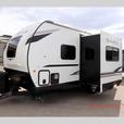 Used 2023 Palomino SolAire 208SS thumbnail image 3