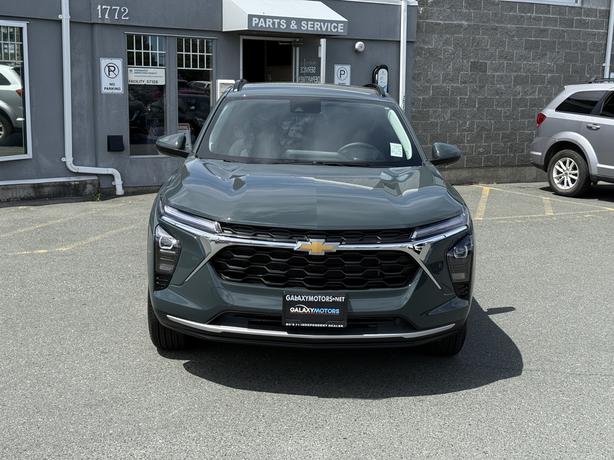 2025 Chevrolet Trax LT - Parking Camera Rear &  Wheels: 17" Grey image 3