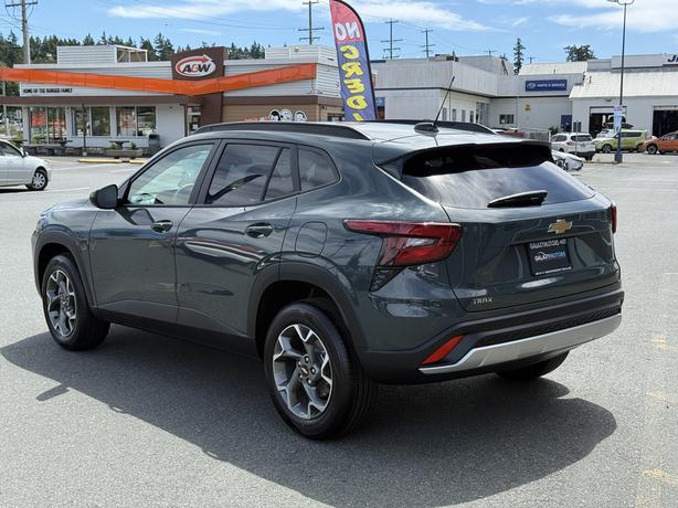 2025 Chevrolet Trax LT - Parking Camera Rear &  Wheels: 17" Grey image 8