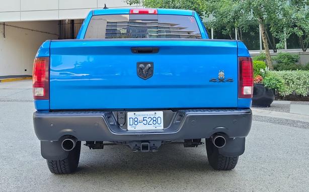 2022 RAM 1500 Classic Warlock 4x4 Crew Cab 5'7 Box | No Reported Accidents! image 6