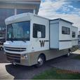 Used 2015 Winnebago Brave 27B thumbnail image 3