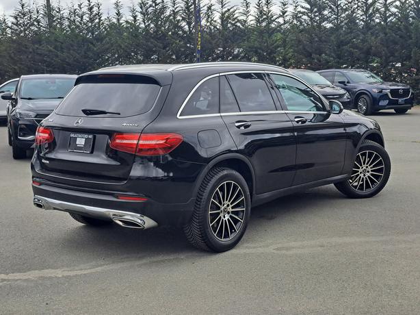 2018 Mercedes-Benz GLC 4MATIC image 6