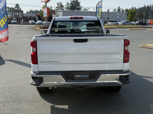 2024 Chevrolet Silverado 1500 WT RWD - Overhead Console & Wheels: 17" x 8 image 7