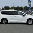 2023 Chrysler Pacifica Touring-L  - 3rd Row Seats & GPS Antenna Input thumbnail image 5