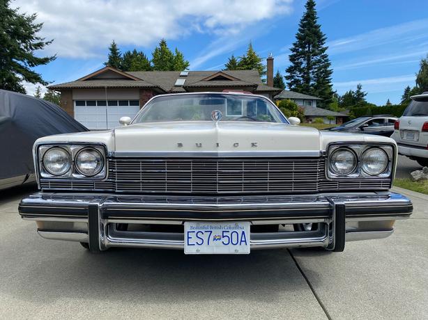 1975 Buick  Lesabre Custom Convertilbe Convertible image 4