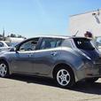 2015 Nissan LEAF 4dr HB SV thumbnail image 4