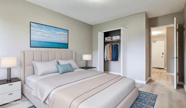 1 bedroom Greenwood Gardens image 6