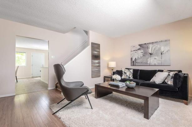 4 bedroom Wellington Park Townhomes image 1