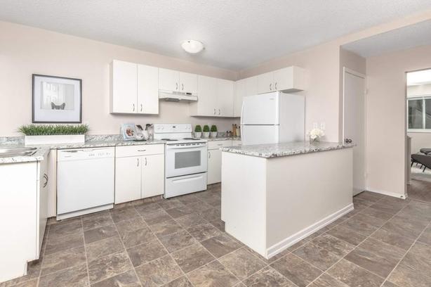 4 bedroom Wellington Park Townhomes image 3