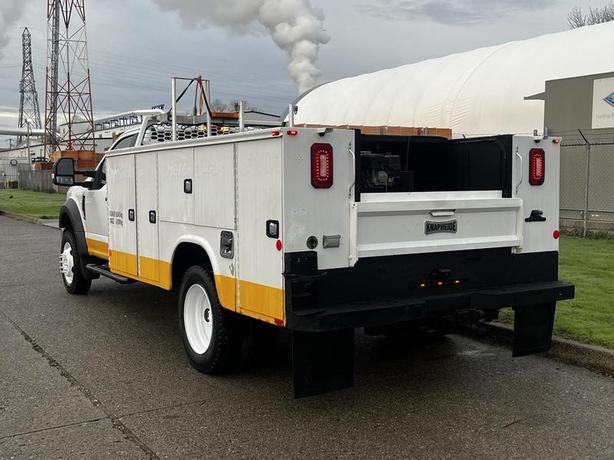 2019 Ford F-550 Service Truck 4WD image 8