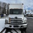 2019 Hino 338 24 Foot Cube With Power Tailgate Diesel thumbnail image 4