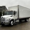 2020 Hino 338 24 Foot Cube Van with Powered Tailgate Diesel thumbnail image 5
