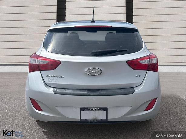 2016 Hyundai Elantra GT GLS HEATED SEATS! BLUETOOTH! SUNROOF! image 5