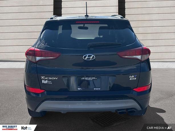 2017 Hyundai Tucson SE AUTO, KEYLESS ENTRY, BLUETOOTH, LEATHER HEATED SEATS, DOW image 5