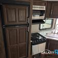 Used 2018 Keystone RV Cougar Half-Ton Series 28RLSWE thumbnail image 7