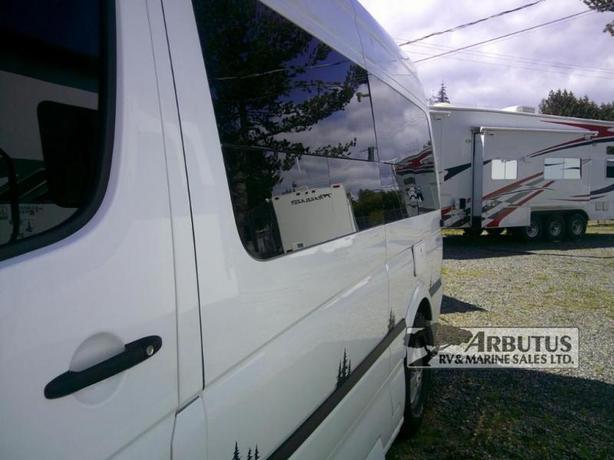 Used 2017 Roadtrek SS AGILE image 4