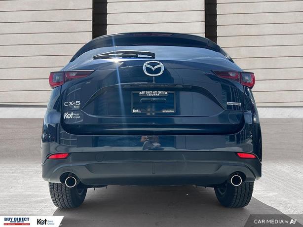 2025 Mazda CX-5 GS AUTO, KEYLESS ENTRY, LEATHER HEATED SEATS, HEATED WHEEL, BACK image 5