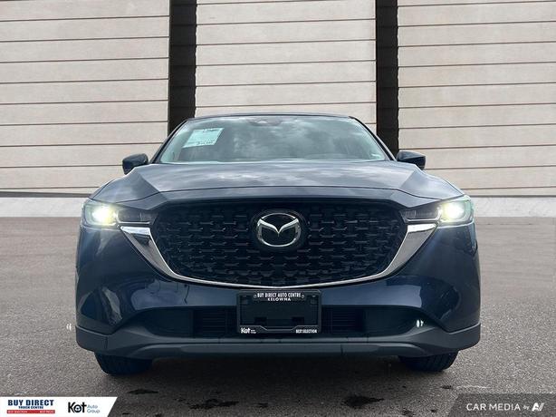 2025 Mazda CX-5 GS AUTO, KEYLESS ENTRY, LEATHER HEATED SEATS, BACK UP CAMERA, BL image 2