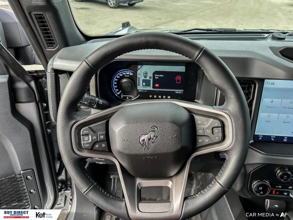 2024 Ford Bronco Big Bend AUTO, KEYLESS ENTRY, BACK UP CAMERA, HARDTOP, BLUETOOT display photo