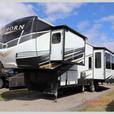 Used 2021 Heartland Bighorn 3120RK thumbnail image 3
