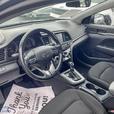 2020 Hyundai Elantra PREFERRED thumbnail image 6