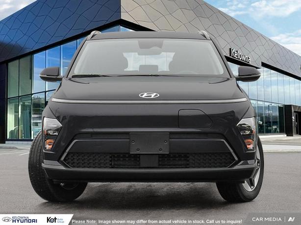 2025 Hyundai Kona electric Preferred w/Trend Package demo image 2