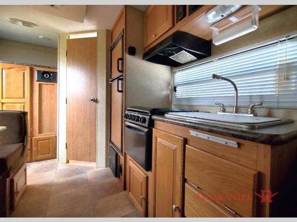 Used 2011 Forest River RV Rockwood Mini Lite 1809 image 7