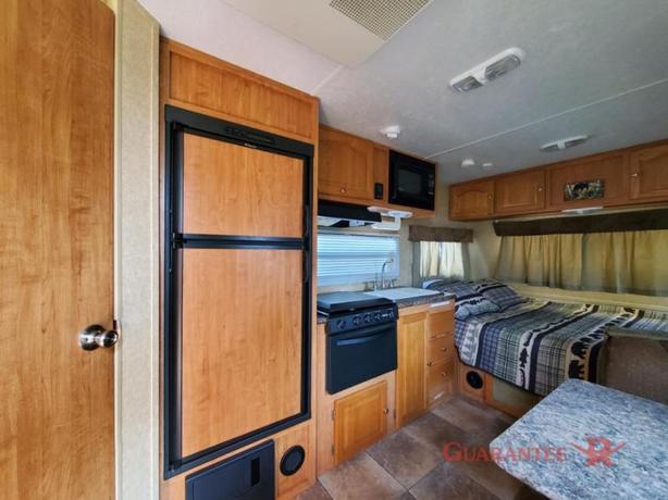 Used 2011 Forest River RV Rockwood Mini Lite 1809 image 8
