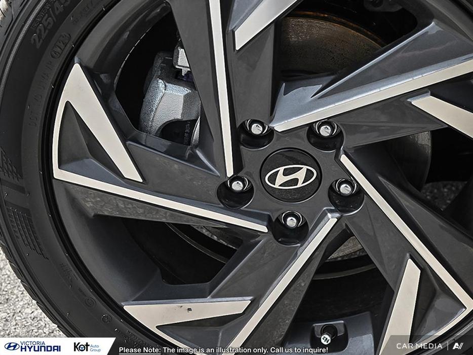 2025 Hyundai Elantra LUXURY display photo