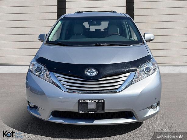 2014 Toyota Sienna LIMITED AWD LEATHER! SUNROOF! BACKUP CAMERA! ONE OWNER! image 2