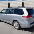 2014 Toyota Sienna LIMITED AWD LEATHER! SUNROOF! BACKUP CAMERA! ONE OWNER! thumbnail image 4