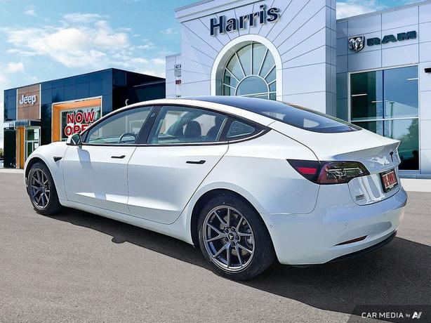 2021 Tesla Model 3 Standard Range Plus RWD | One Owner | GPS Navigation! image 4