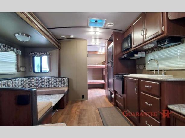Used 2015 Keystone RV Outback Terrain Ultra Lite 250TRS image 8
