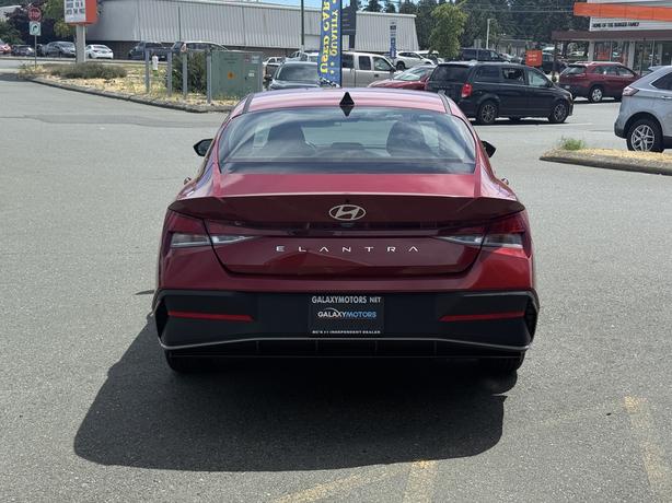 2025 Hyundai Elantra Essential - Heated Front Seats & Overhead Console image 7