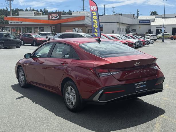 2025 Hyundai Elantra Essential - Heated Front Seats & Overhead Console image 8