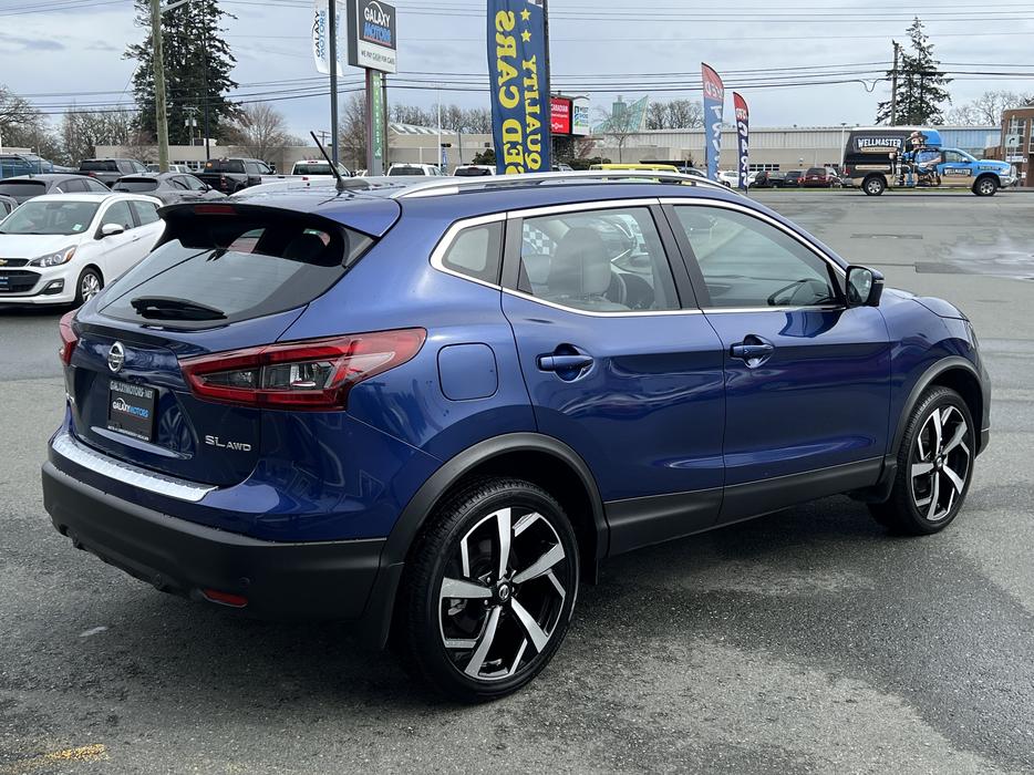 2023 Nissan Qashqai SL - Blind Spot Warning & Adaptive Suspension display photo
