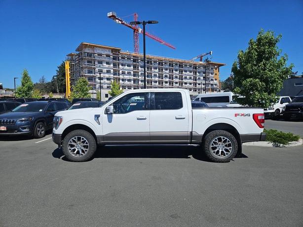2021 Ford F-150 4WD Standard Crew Cab Pickup | Bluetooth Connection | Seat Massa image 3