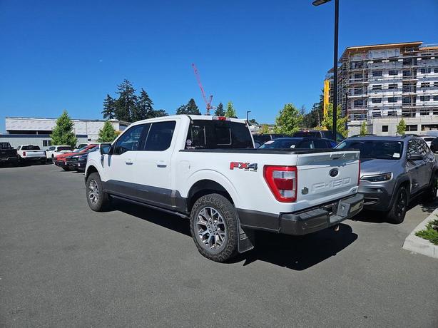2021 Ford F-150 4WD Standard Crew Cab Pickup | Bluetooth Connection | Seat Massa image 4